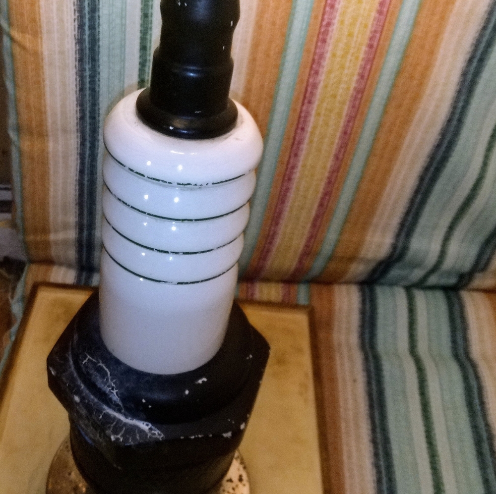 COPY - Vintage 60ish antique dealership lamp